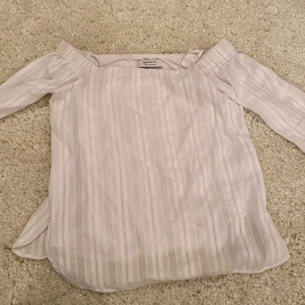 Bailey 44 top